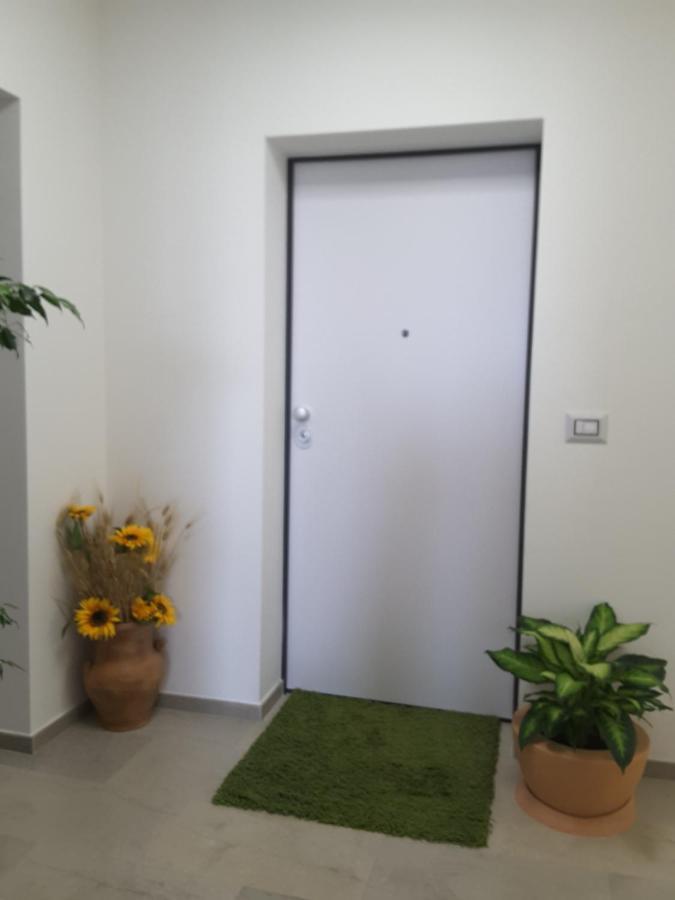 Lucrece Holiday Apartment Turin Bagian luar foto