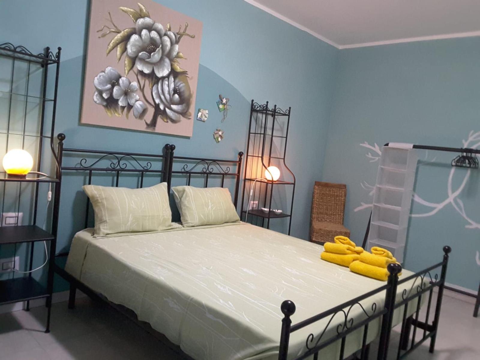 Lucrece Holiday Apartment Turin Bagian luar foto